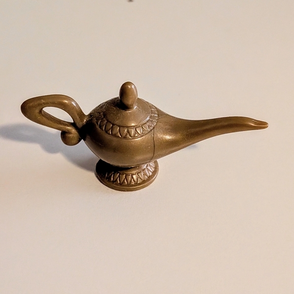 Disney Aladdin and Jasmine Figurine Collection - Picture 12 of 16